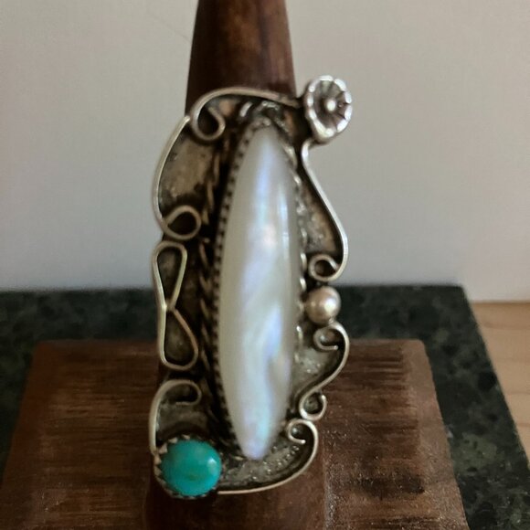 Vintage Navajo Signed Mother of Pearl Turquoise Sterling Long-line Ring - Picture 1 of 6